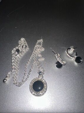 Silver Necklace & Earrings - Black Onyx Discs & Rhinestones, SHA, Like New.